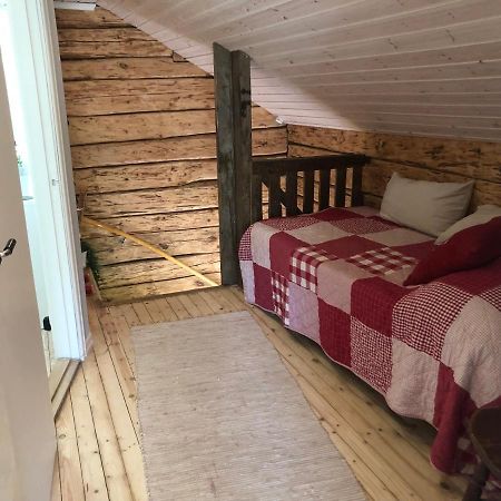 Mysig Lantlig Stuga, Nycklaroer Korsberga Extérieur photo