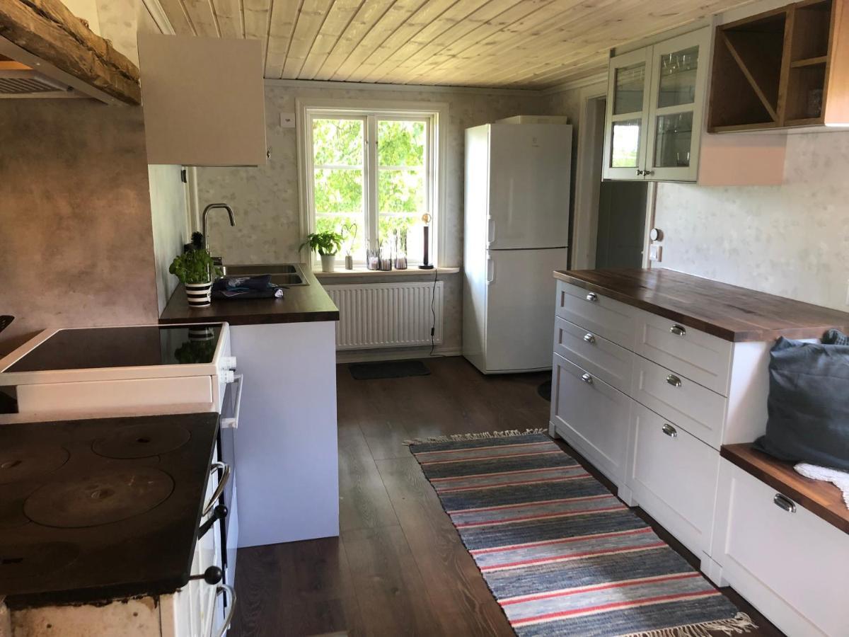 Mysig Lantlig Stuga, Nycklaroer Korsberga Extérieur photo